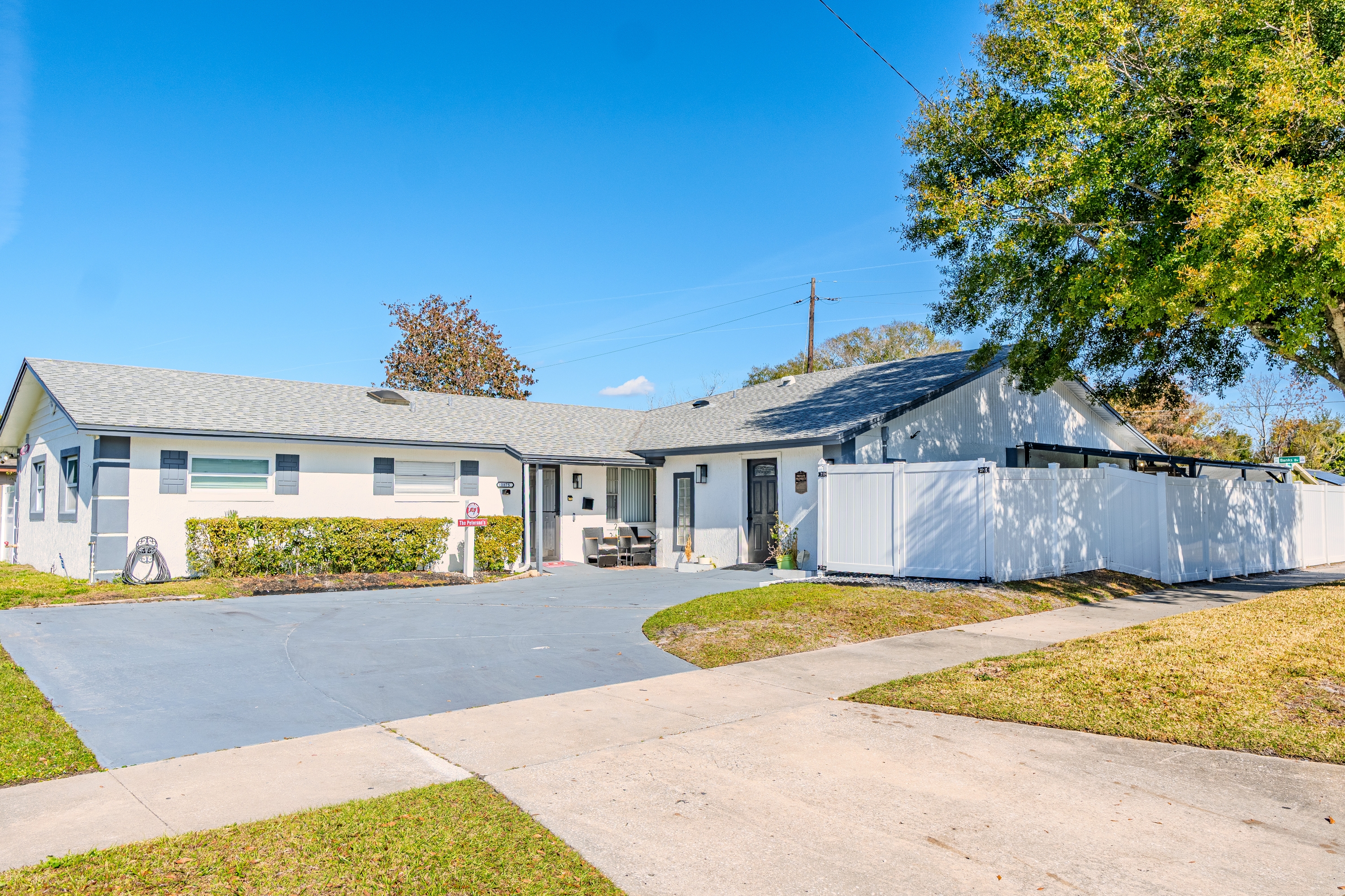 1875 Williams Manor Avenue